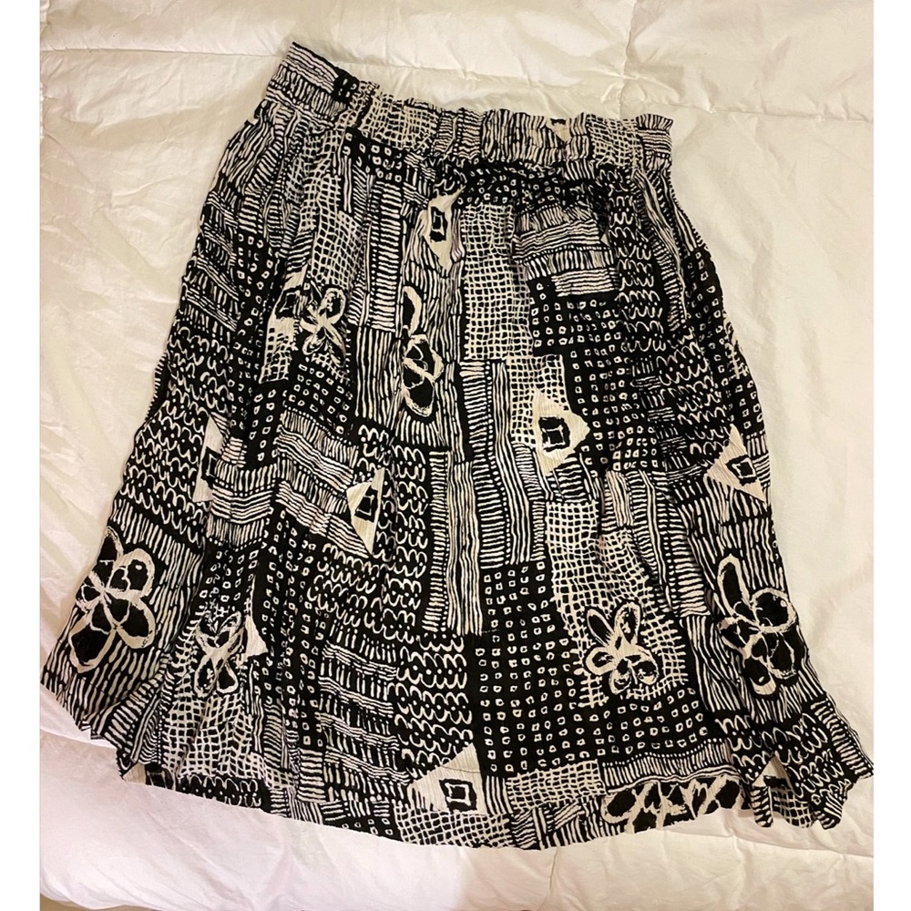 Vintage high waisted skirt